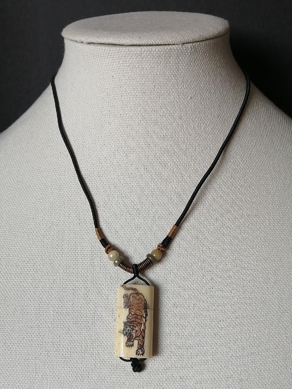 Vintage Handcrafted Ivorytone Skrimshaw Tiger Pendant Jade Beads on Black Cord